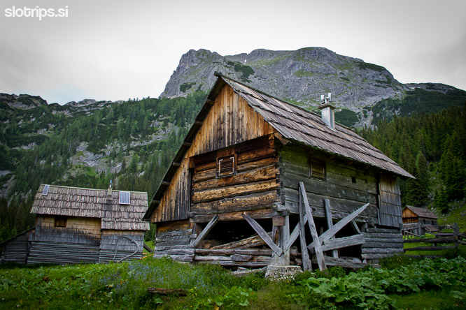 Hiking tour:3 DAY HUT-TO-HUT HIKE IN SLOVENIAN ALPS - Explore Slovenia